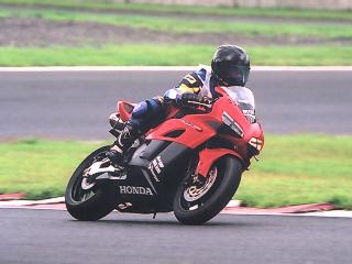 CBR10000RR@岡山国際サーキット３（ドライ）